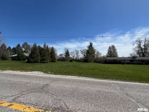 4832 N 24th St, Quincy, IL 62305
