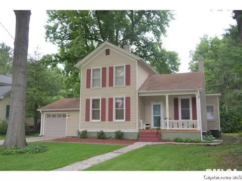 846 Grove St, Jacksonville, IL 62650