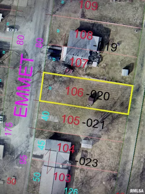 524 S Emmett St, Virden, IL 62690