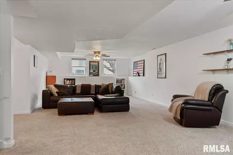 809 Cherokee Dr, Springfield, IL 62711 photo 32