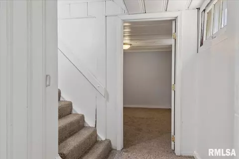 931 N 3rd St, Springfield, IL 62702 photo 18