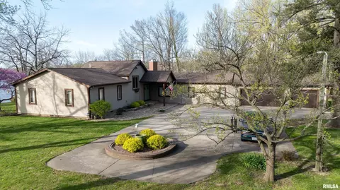 1501 E Lake Shore Dr, Springfield, IL 62712