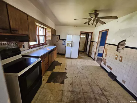 2028 Renfro St, Springfield, IL 62703 photo 10