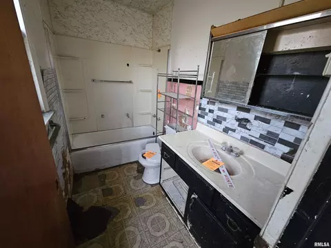 2028 Renfro St, Springfield, IL 62703 photo 6
