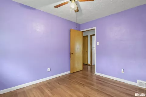 Bedroom - 3612 Stanton St, Springfield, IL 62703 photo 4 of 4