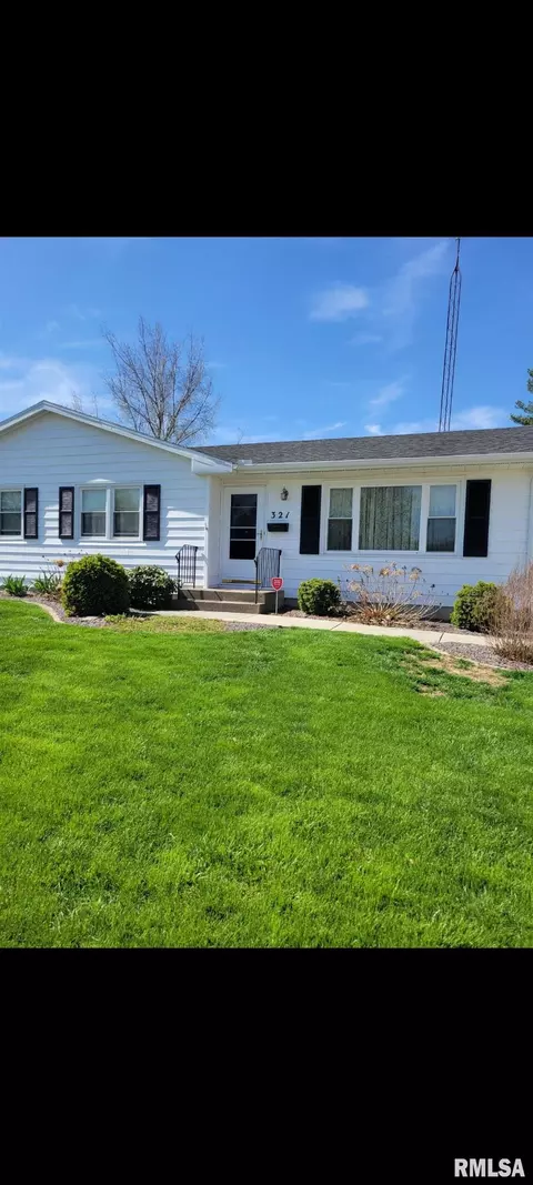 321 Collier Dr, Springfield, IL 62704 photo 2