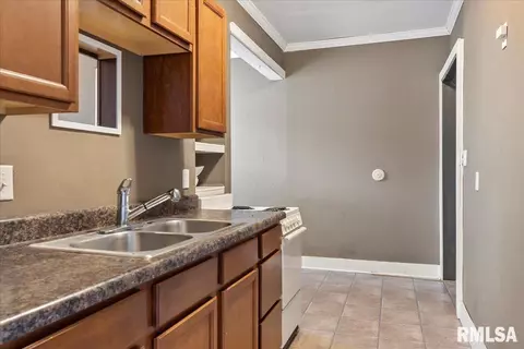 713 N 4th St, Springfield, IL 62702 photo 26