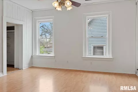 713 N 4th St, Springfield, IL 62702 photo 5