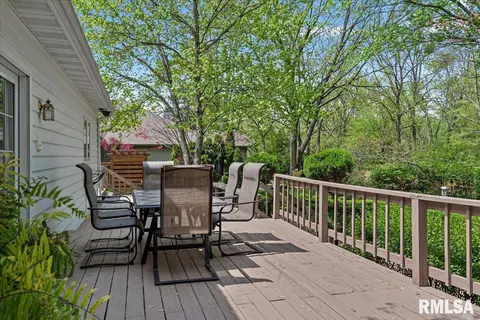Exterior - 2921 Cider Mill Ln, Springfield, IL 62702 photo 12 of 13