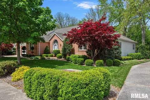 Exterior - 2921 Cider Mill Ln, Springfield, IL 62702 photo 5 of 13