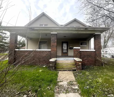 740 E Berrien St, Galesburg, IL 61401