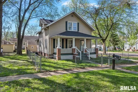 1233 N Franklin Ave, Springfield, IL 62702