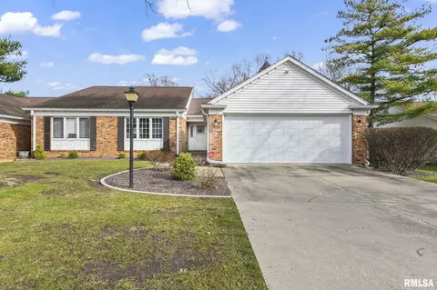 7 Turnberry Pl, Springfield, IL 62704