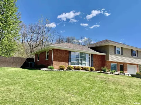 206 A W Dr, Meredosia, IL 62665