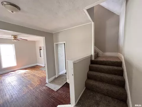 2205 S 12th St, Springfield, IL 62703 photo 10
