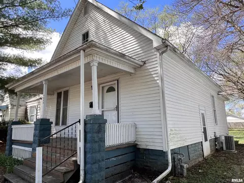 2205 S 12th St, Springfield, IL 62703 photo 2