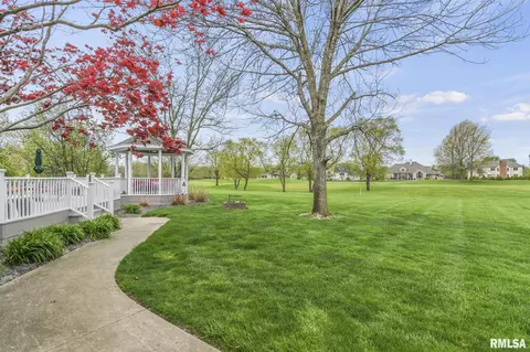 Exterior - 5201 Eagle Rdg, Springfield, IL 62711 photo 3 of 15