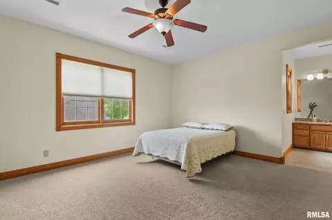 Bedroom - 5201 Eagle Rdg, Springfield, IL 62711 photo 6 of 9