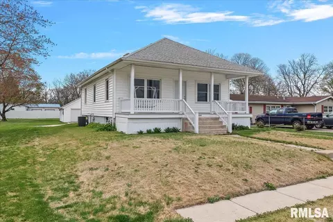3225 Old Macarthur Blvd, Springfield, IL 62704