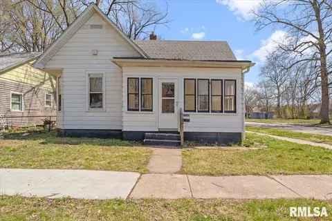 1030 S 15th St, Springfield, IL 62703 photo 1