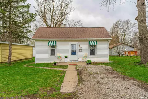 410 N Marion St, Mount Pulaski, IL 62548