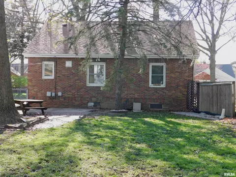 2068 N 20th St, Springfield, IL 62702 photo 21