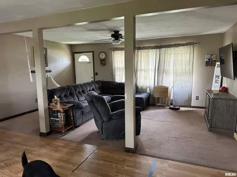 312 N Kentucky St, Camp Point, IL 62320 photo 3