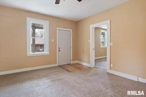 1217 Cass St, Springfield, IL 62703 photo 5