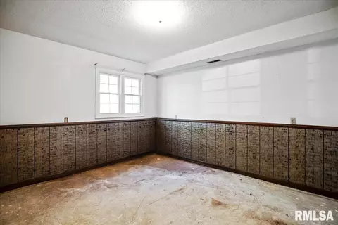 196 Golf Rd, Springfield, IL 62704 photo 9
