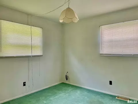 3169 S Macarthur Blvd, Springfield, IL 62704 photo 17