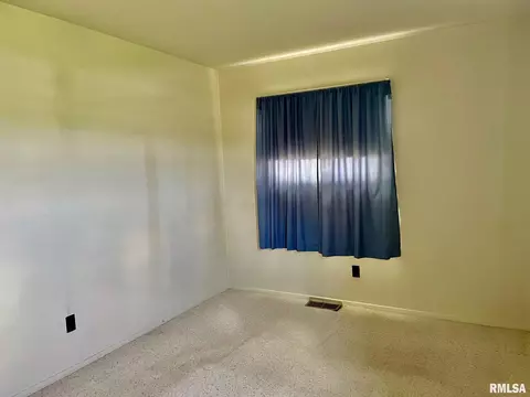 3169 S Macarthur Blvd, Springfield, IL 62704 photo 12