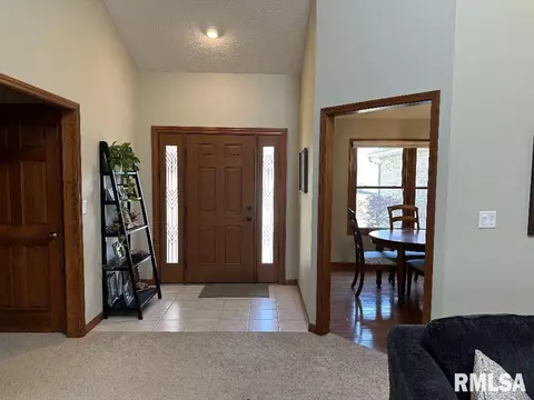 6605 Bellflower Ct, Springfield, IL 62712 photo 2