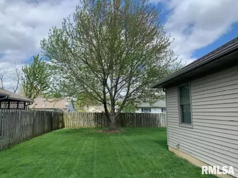 6605 Bellflower Ct, Springfield, IL 62712 photo 17