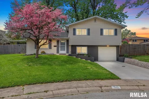 50 Nottingham Rd, Springfield, IL 62704