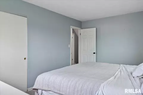 Bedroom - 50 Nottingham Rd, Springfield, IL 62704 photo 1 of 7
