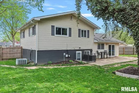 Exterior - 50 Nottingham Rd, Springfield, IL 62704 photo 5 of 6