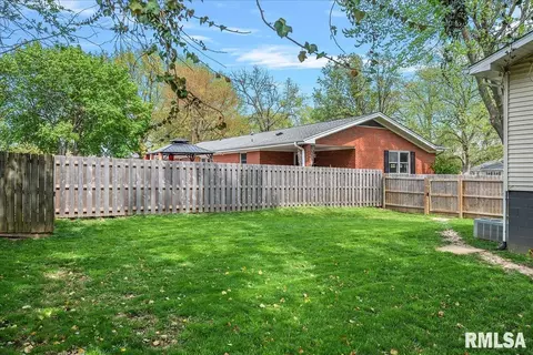 Exterior - 50 Nottingham Rd, Springfield, IL 62704 photo 6 of 6