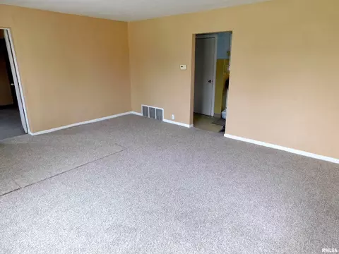 1801 N 10th St, Springfield, IL 62702 photo 9