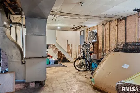 Other - 2153 E Capitol Ave, Springfield, IL 62703 photo 10 of 13