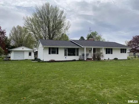 280 W Gossett St, Roseville, IL 61473