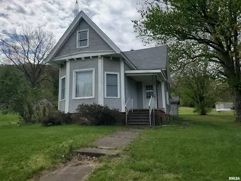 520 Lincoln Ave, Chandlerville, IL 62627