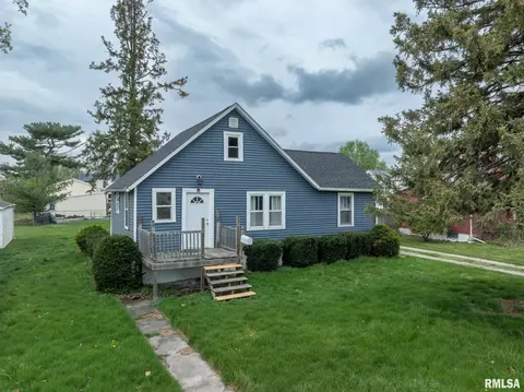 570 Lawrence Ave, Galesburg, IL 61401