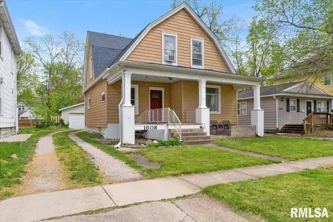 1608 S Pasfield St, Springfield, IL 62704
