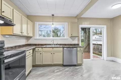620 E Keys Ave, Springfield, IL 62702 photo 12