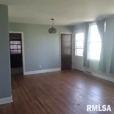 3316 S 4th St, Springfield, IL 62703 photo 7