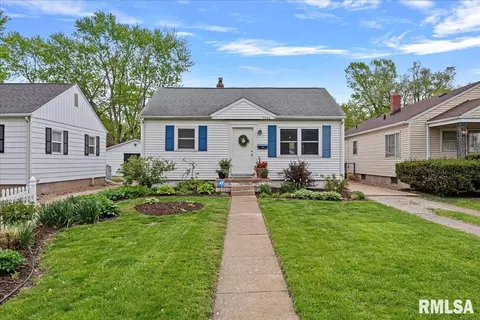2244 S College St, Springfield, IL 62704