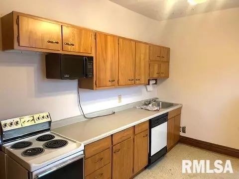 1210 N 6th St, Springfield, IL 62702 photo 14
