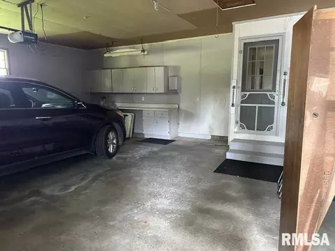 412 Hickman Rd, Camp Point, IL 62320 photo 11