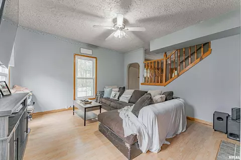 207 Main St, Middletown, IL 62666 photo 15