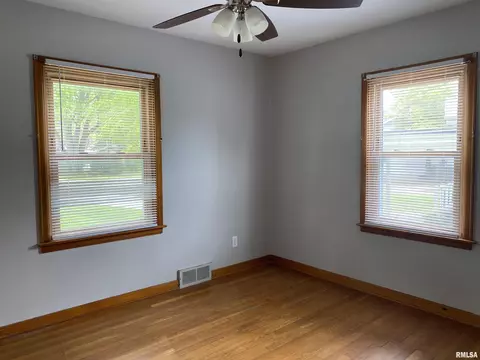5 Evergreen Ct, Springfield, IL 62704 photo 16